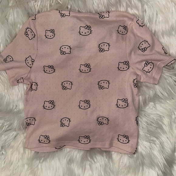 Hello Kitty crop top - Picture 3 of 3